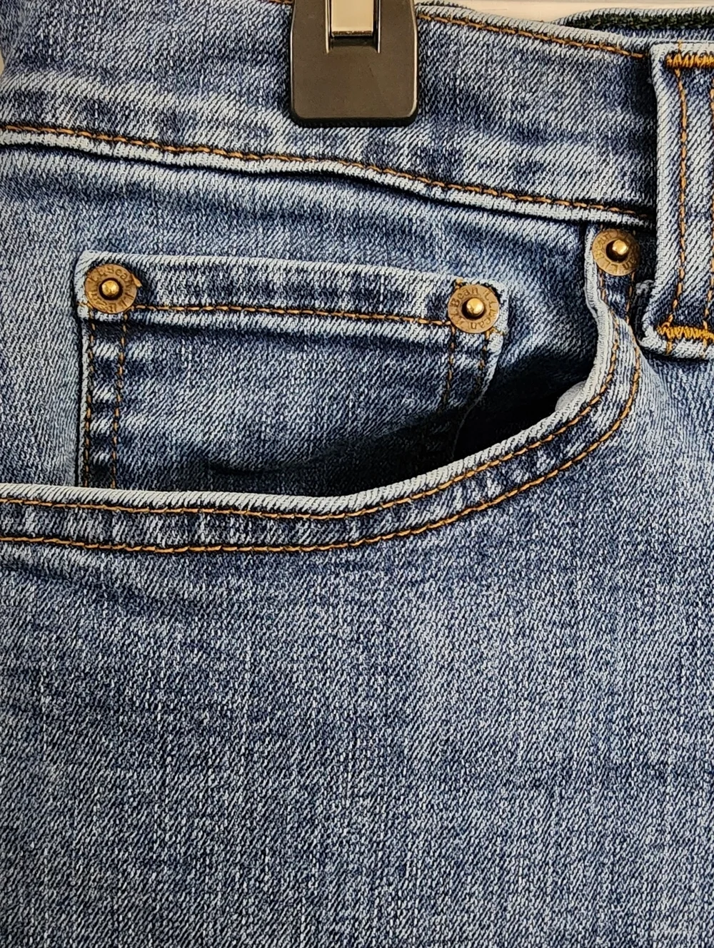 L.L.Bean BeanFlex Jeans 38x34 Medium Wash Stretch Straight COOLMAX FLAWED